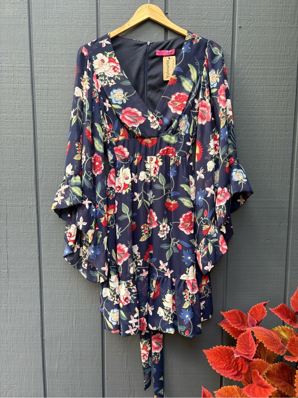 Betsey Johnson  Navy Floral V-Neck Bell Sleeve Dress Top Sz 4